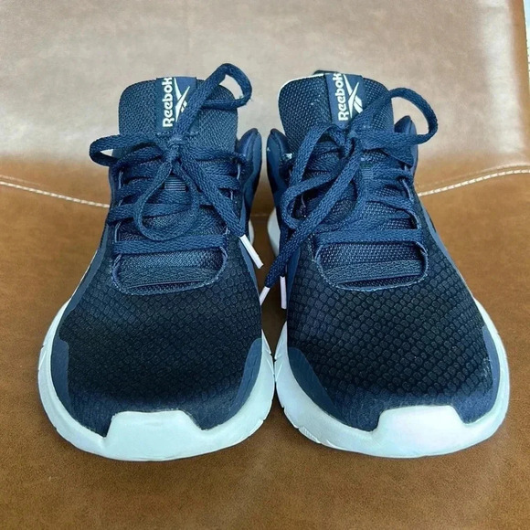 Reebok memory tech sneakers - Picture 2 of 6